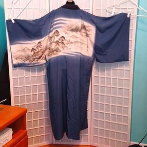 Kimono Handpainted Signed Silk Lined 5431